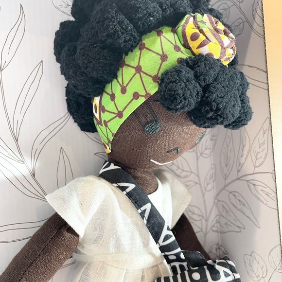 New!  Harperlman Handmade 14” Linen Doll Petite Collection Yumi Target - Picture 3 of 8